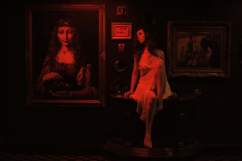 Sultry Girl in a sultry light hallway in Las Vegas