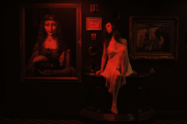 Sultry Girl in a sultry light hallway in Las Vegas